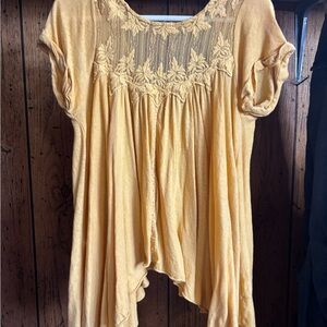 Free People Women's Yellow Embroidered Short-Sleeve Peasant Top